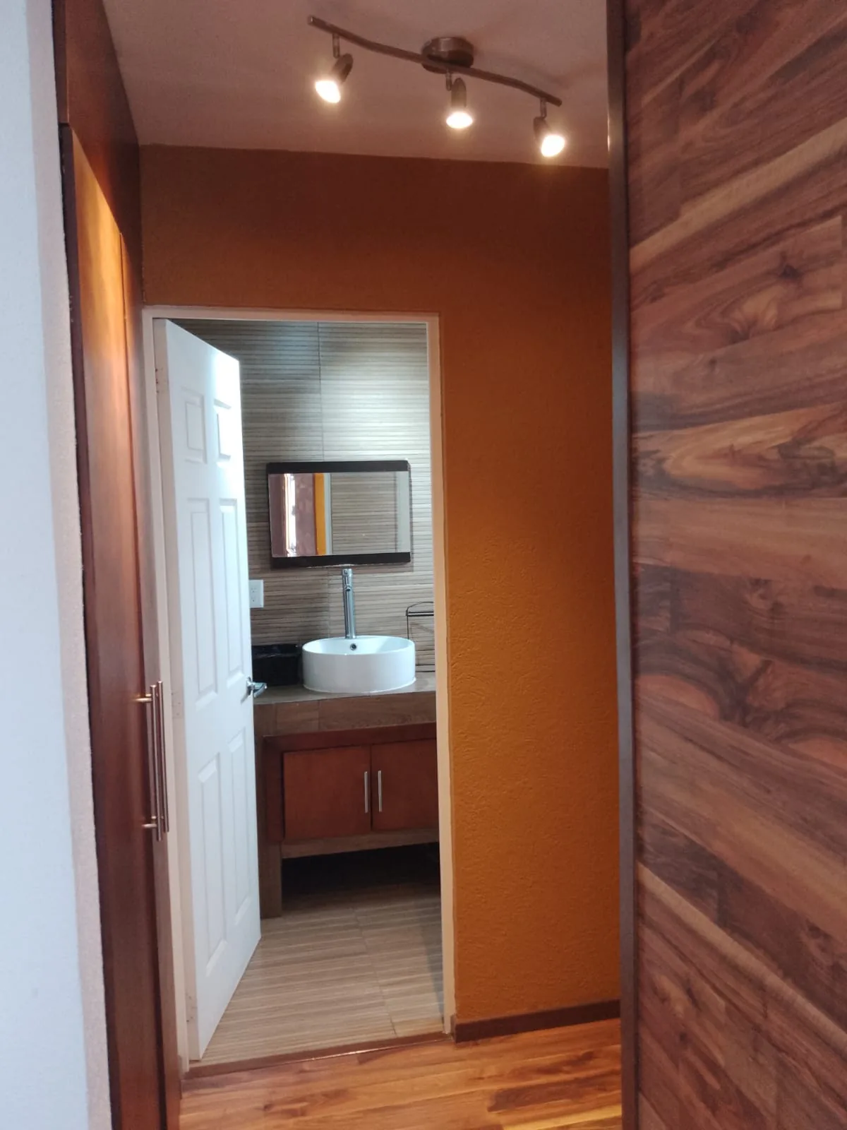 Baño privado de la recámara principal